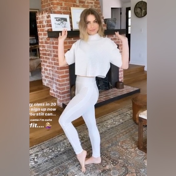 Alo Bone Cream Mesh Set Size Small High-Waist Legging & Short Sleeve Top - Picture 15 of 15